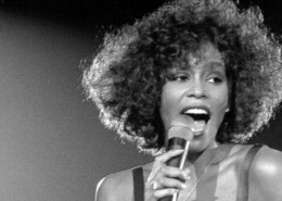 whitney-houston-P17